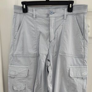American Eagle Women's Wide Leg Baggy Cargo Pants - Size 10 Long - Light Blue